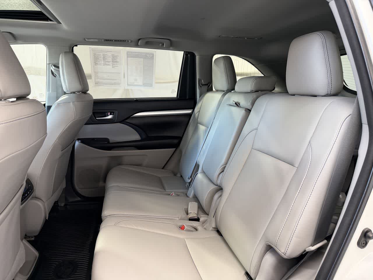 Thumbnail: 2018 Toyota Highlander - 11