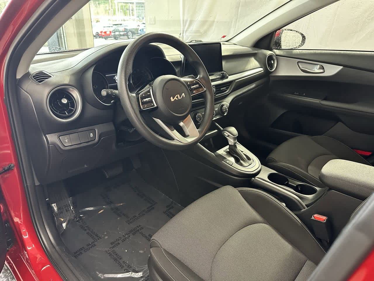 Thumbnail: 2024 Kia Forte - 8