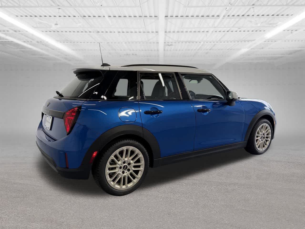 Thumbnail: 2026 MINI Cooper Hardtop - 6