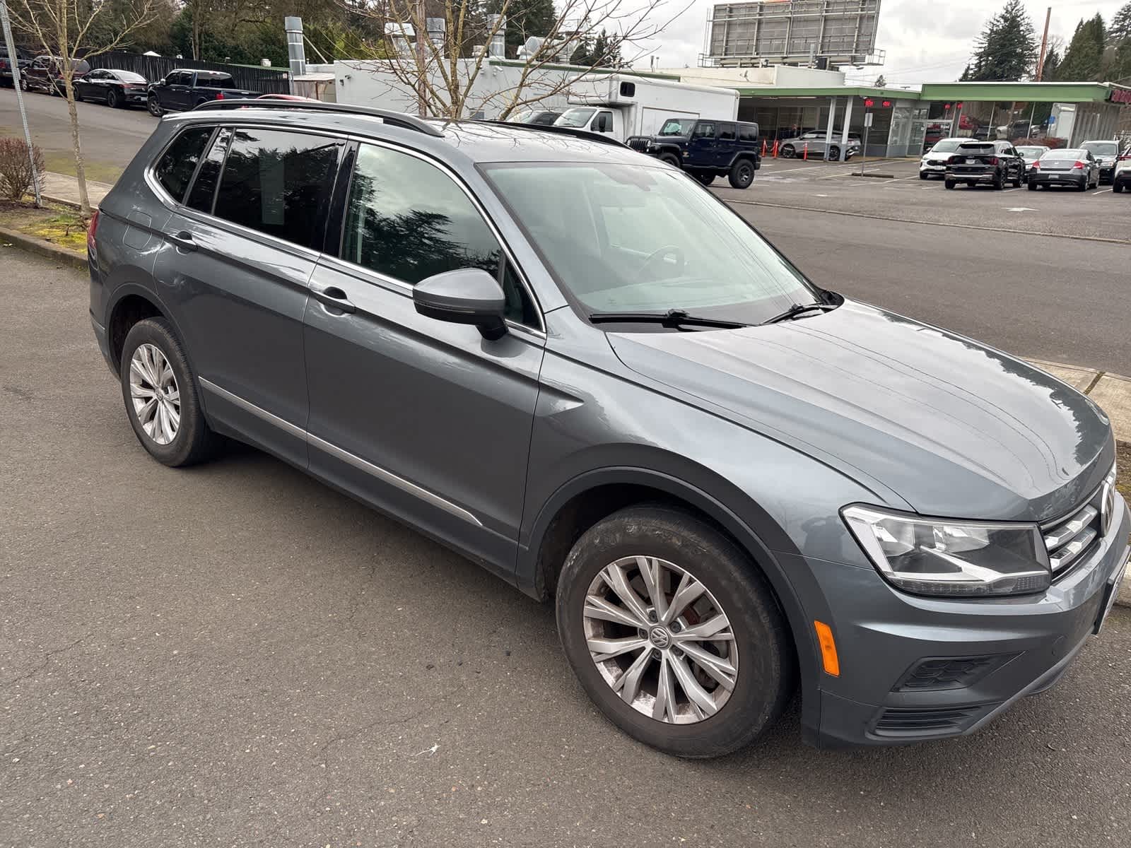 Thumbnail: 2018 Volkswagen Tiguan - 5