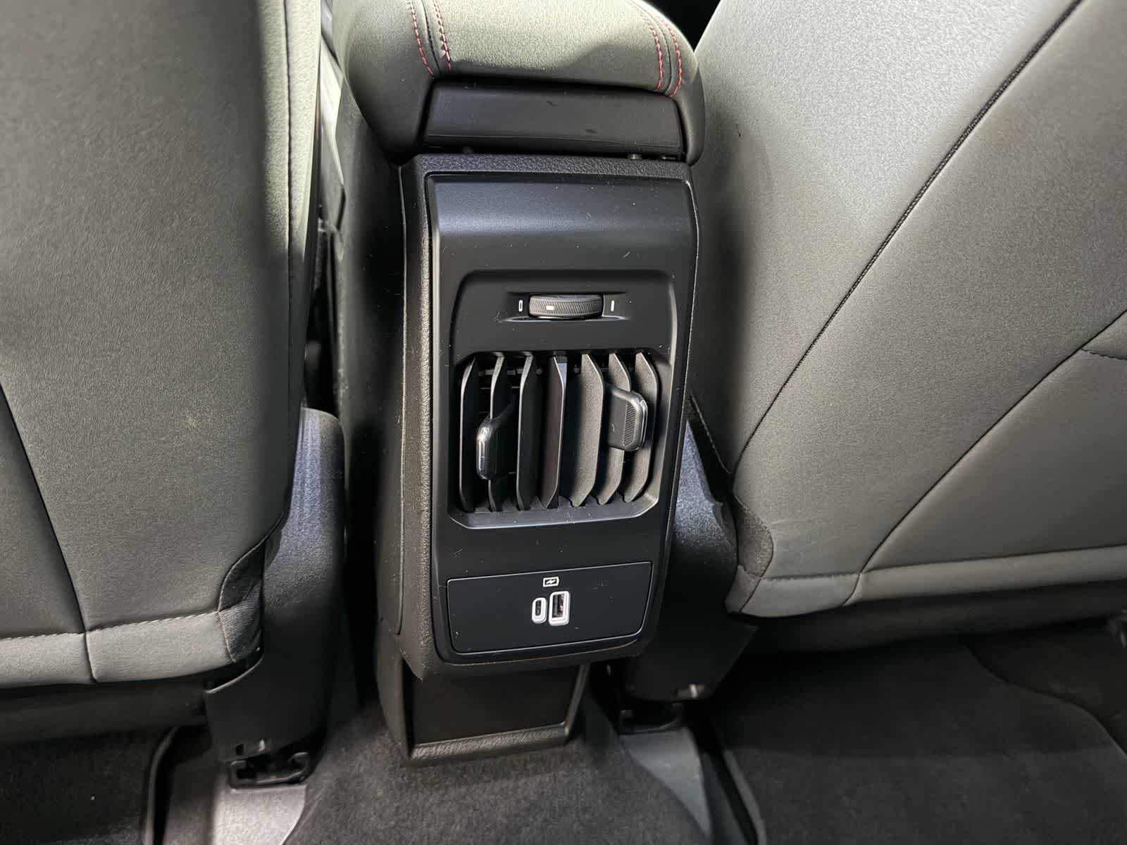 2024 Dodge Hornet R/T - Photo 13
