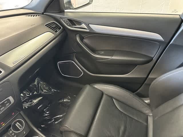 Thumbnail: 2016 Audi Q3 - 25