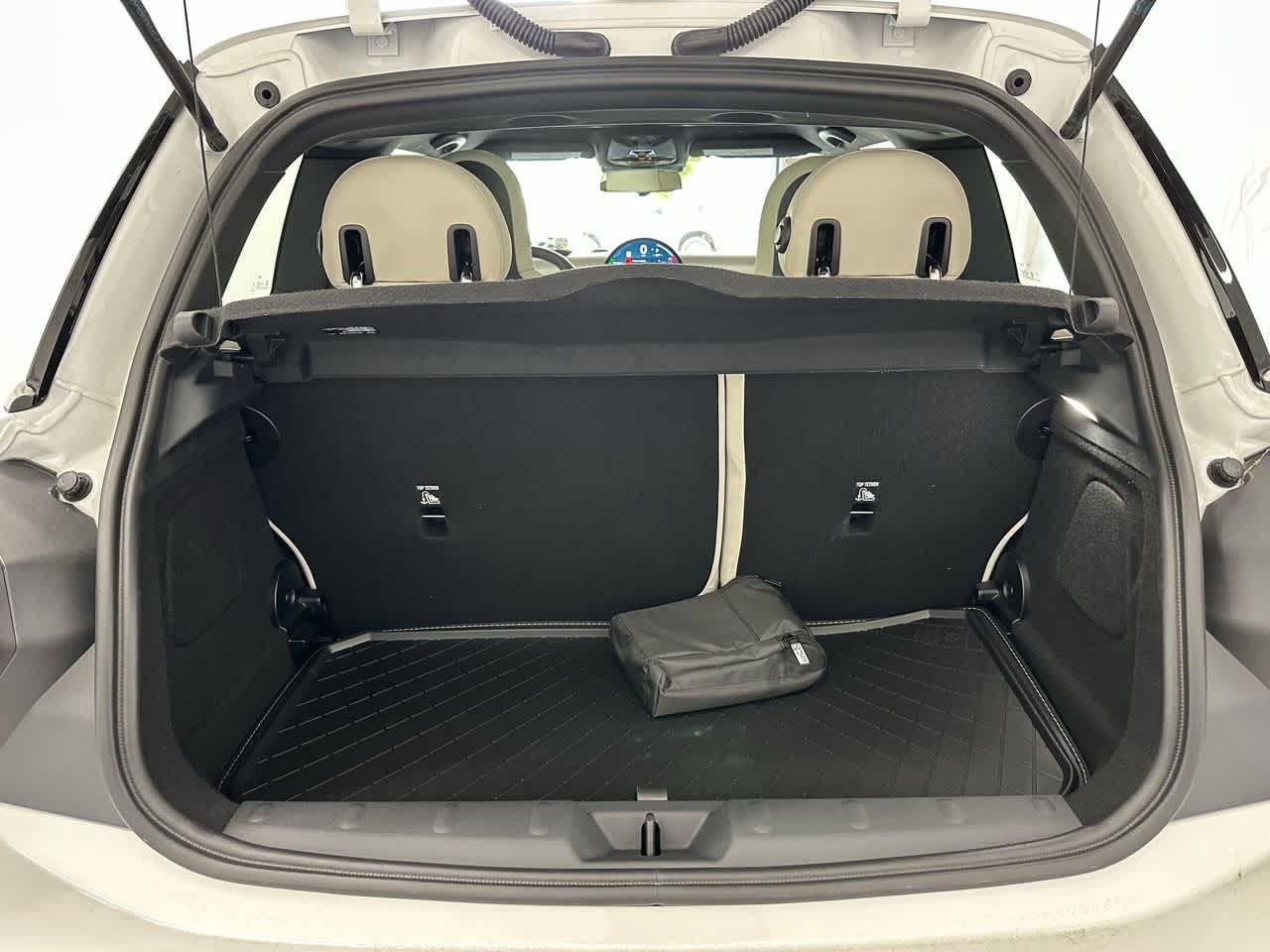 Thumbnail: 2025 MINI Cooper Hardtop - 5