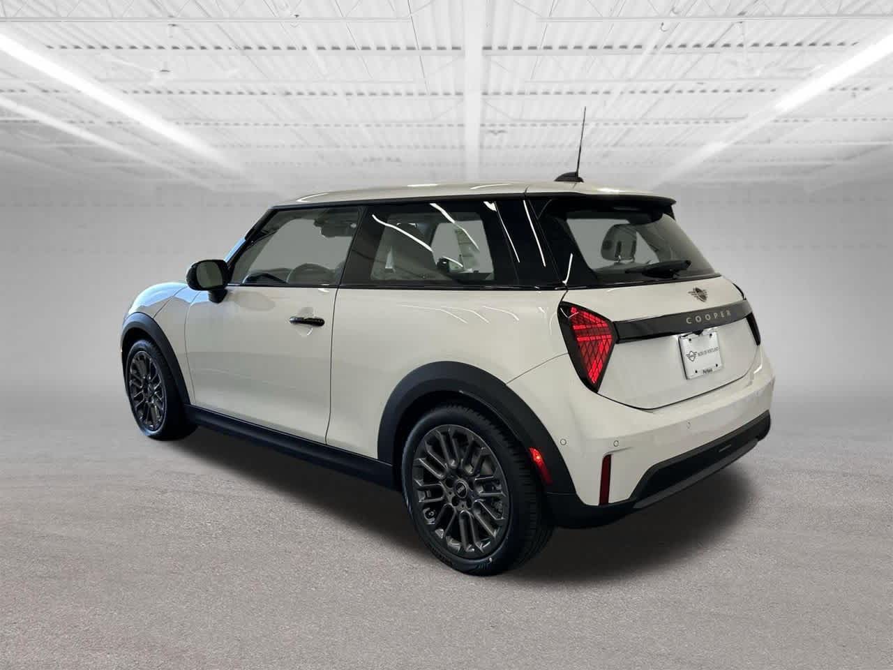 Thumbnail: 2026 MINI Cooper Hardtop - 3