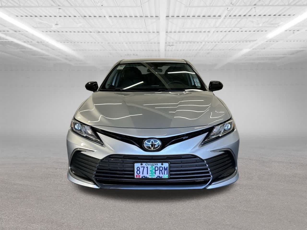 Thumbnail: 2022 Toyota Camry - 6