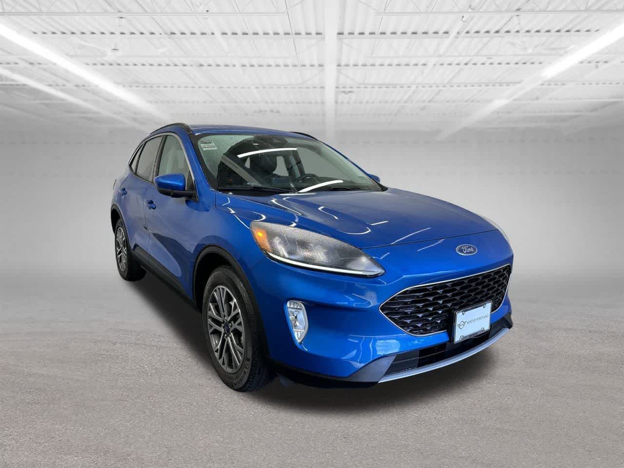 Thumbnail: 2021 Ford Escape - 7