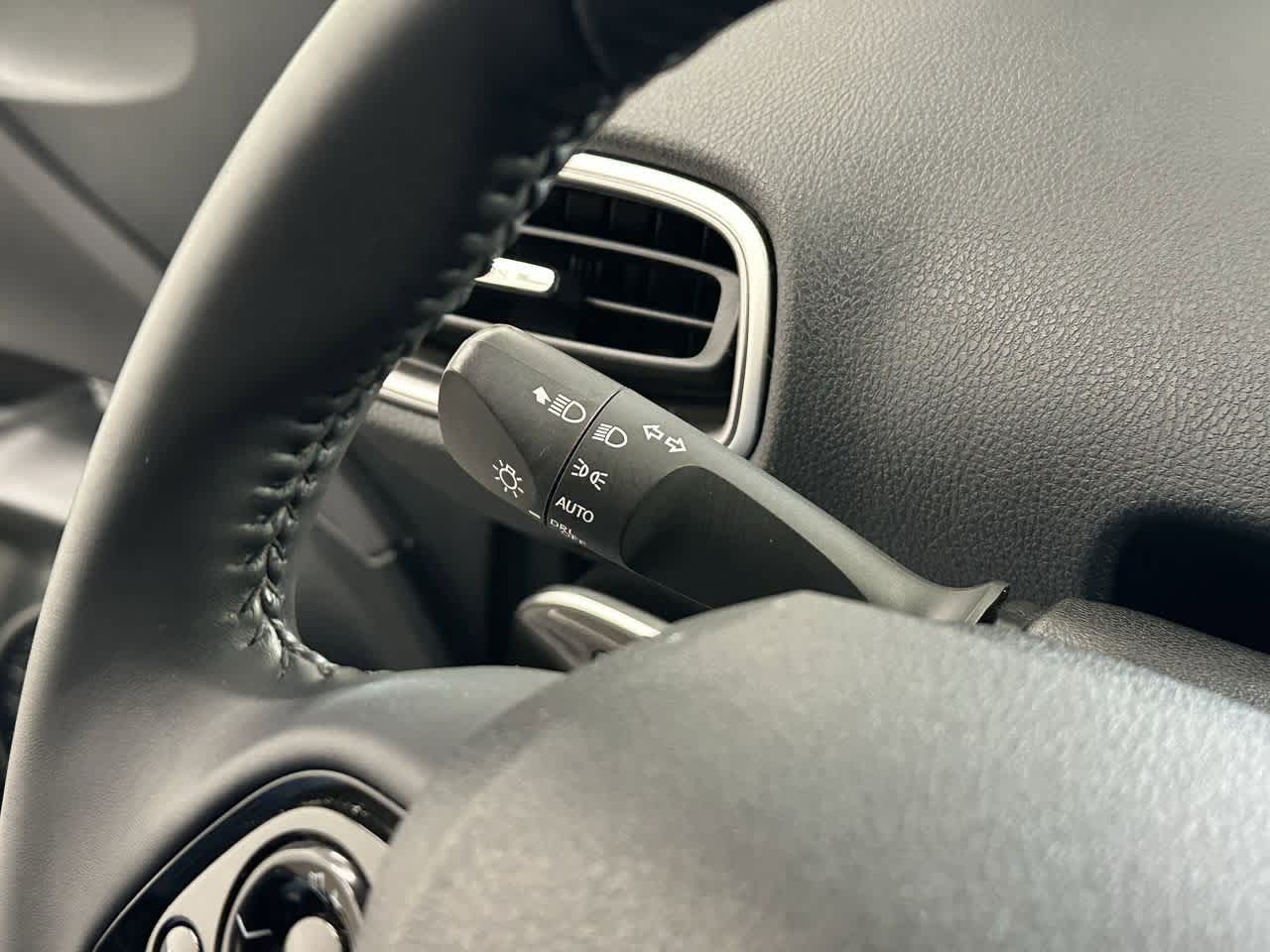 Thumbnail: 2022 Toyota Prius Prime - 16