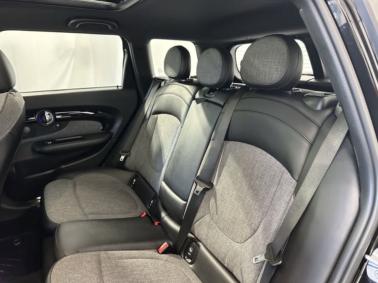 Thumbnail: 2021 MINI Cooper Clubman - 11