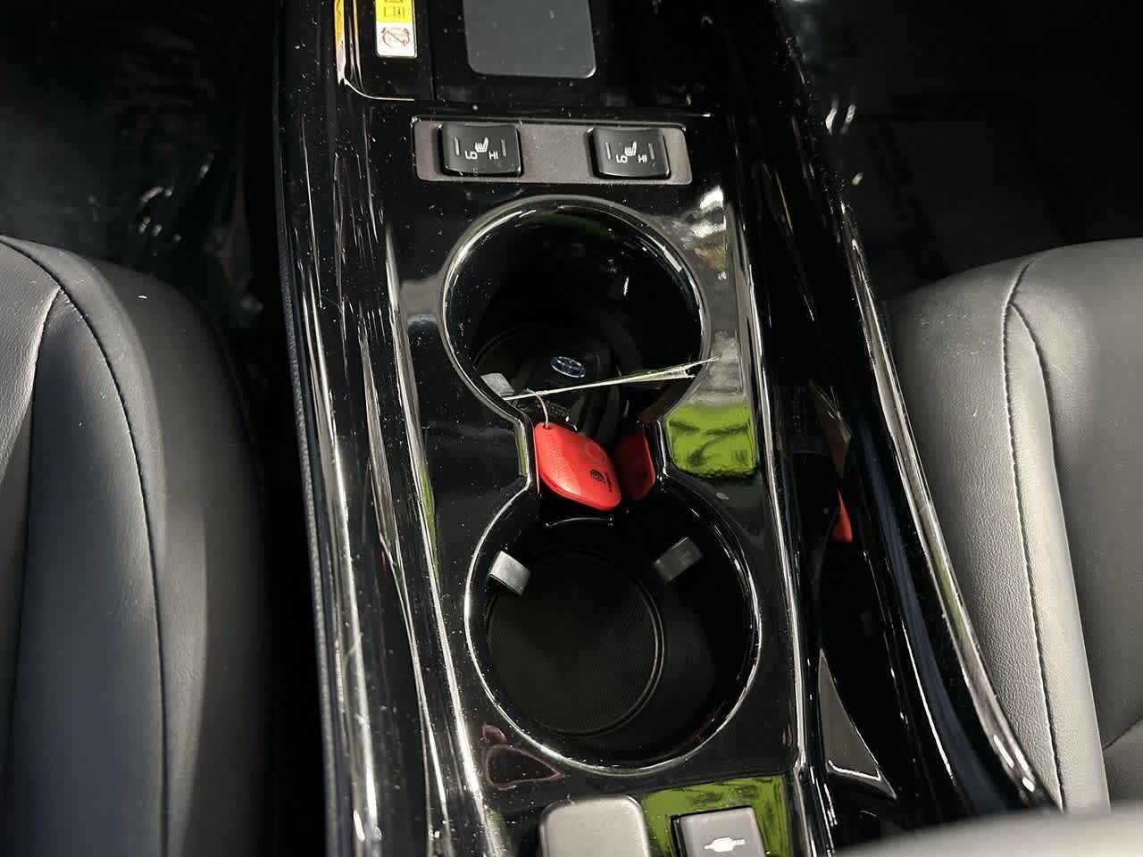 Thumbnail: 2022 Toyota Prius Prime - 22