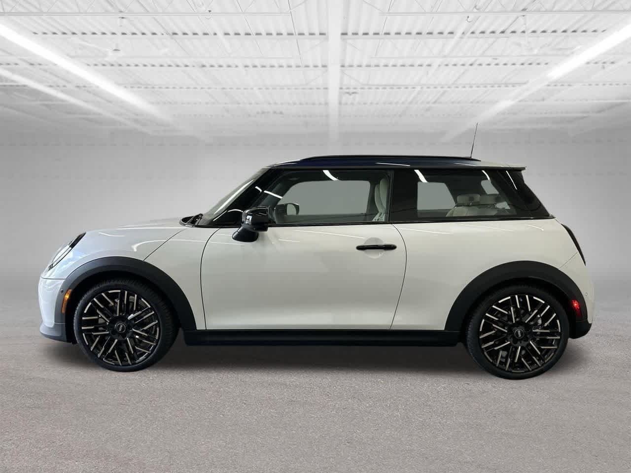 Thumbnail: 2025 MINI Cooper Hardtop - 2
