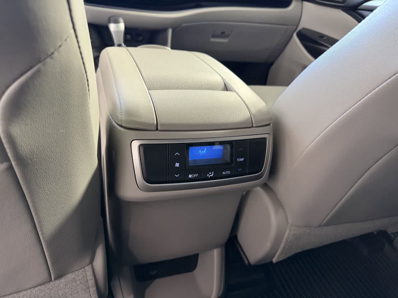 Thumbnail: 2018 Toyota Highlander - 13