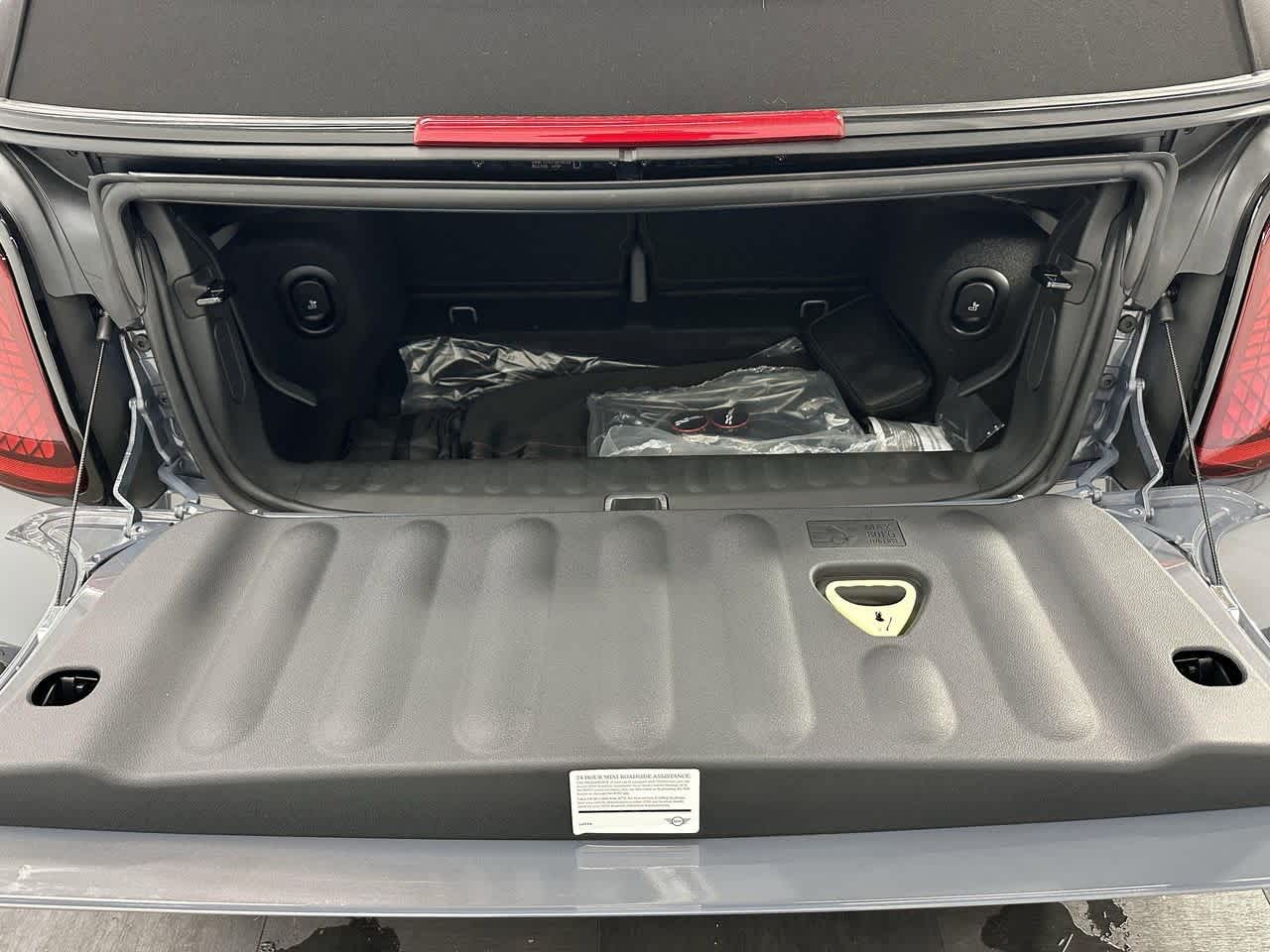 Thumbnail: 2025 MINI Cooper Convertible - 5