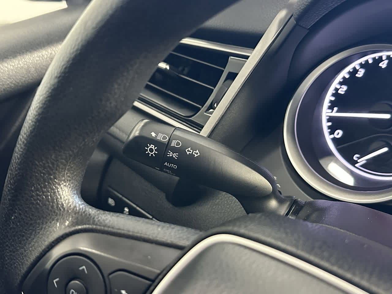 Thumbnail: 2022 Toyota Camry - 14