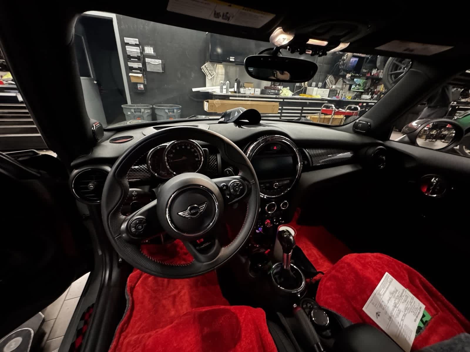 Thumbnail: 2017 MINI Cooper Hardtop - 10