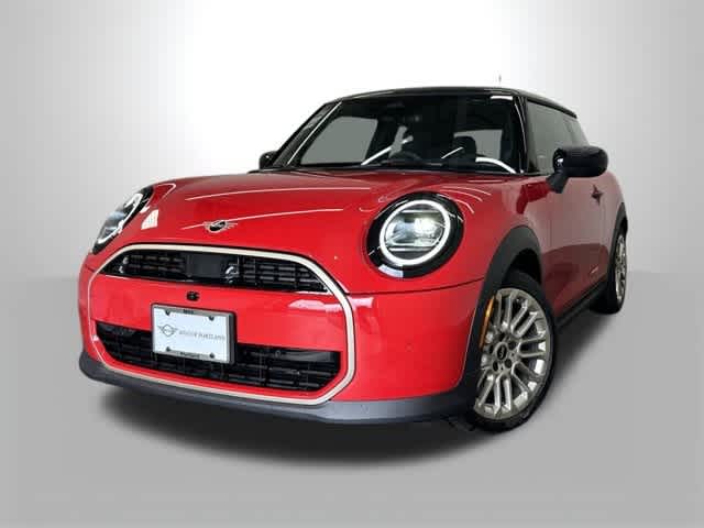 2025 MINI Hardtop 2 Door Base's photo