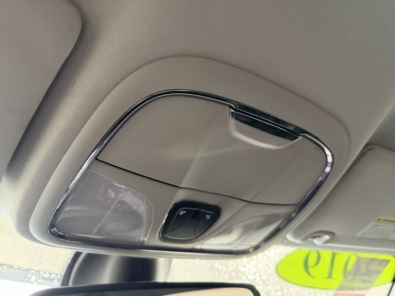 Thumbnail: 2019 Jeep Cherokee - 20