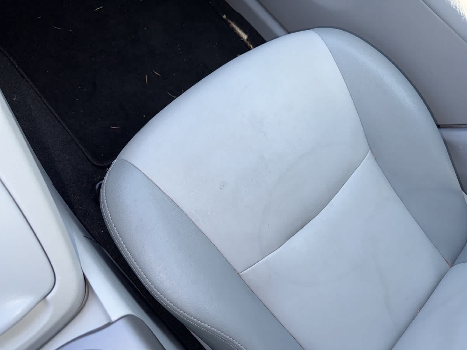 Thumbnail: 2014 Toyota Prius - 6