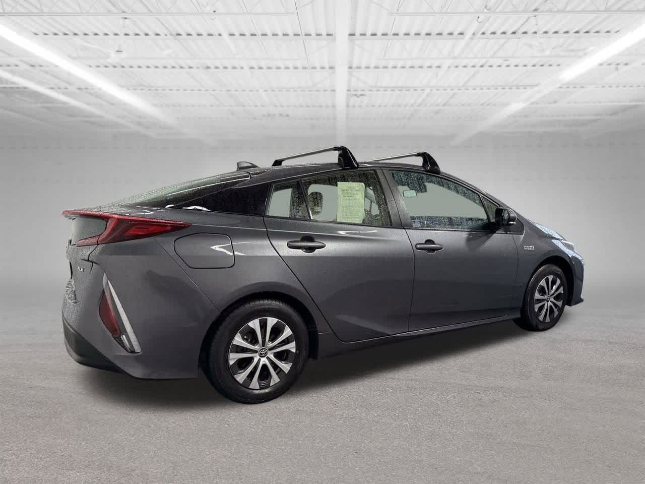 Thumbnail: 2022 Toyota Prius Prime - 6