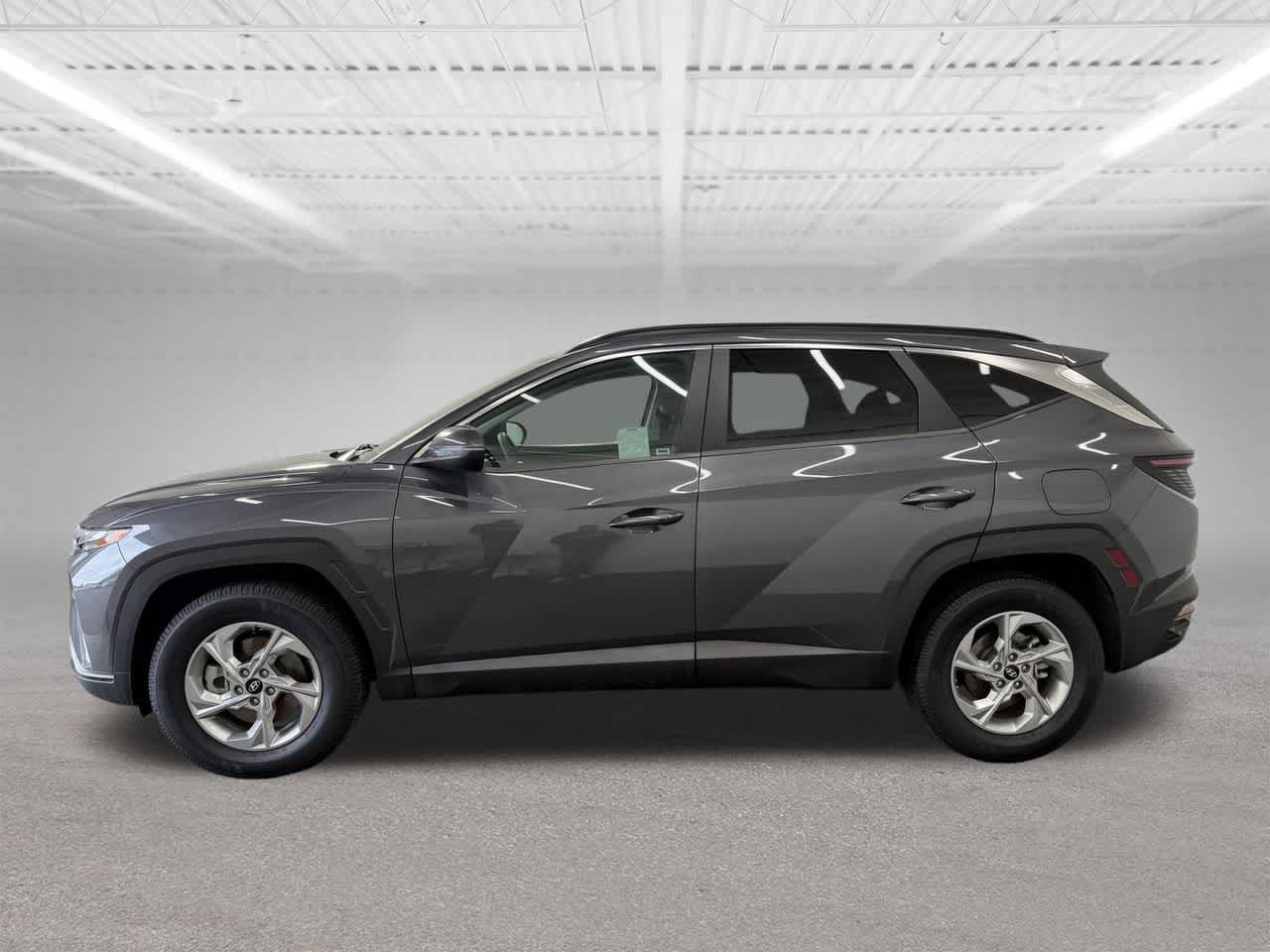 Thumbnail: 2022 Hyundai Tucson - 2