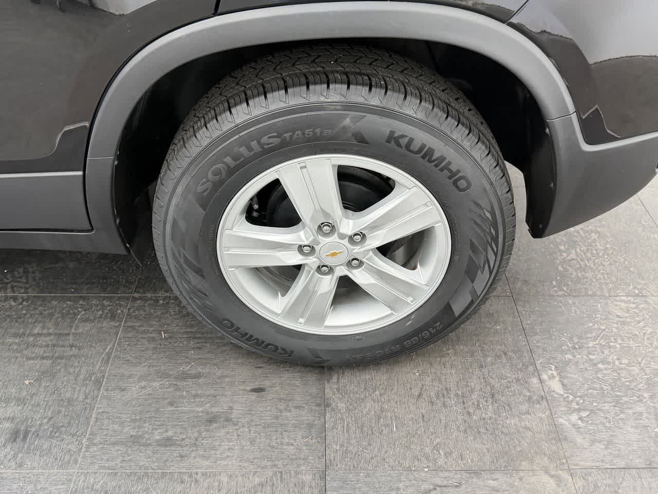 Thumbnail: 2020 Chevrolet Trax - 25