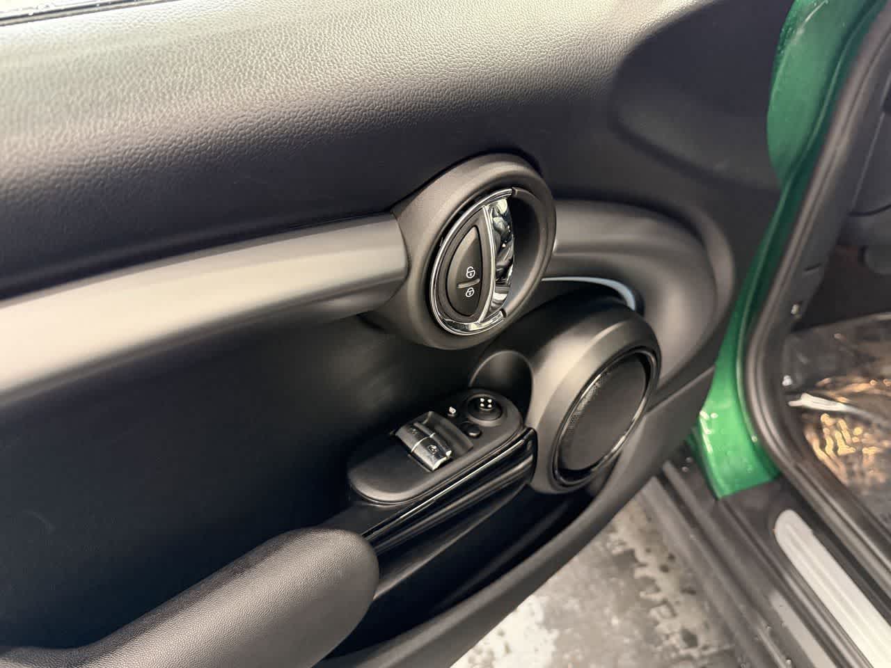 Thumbnail: 2024 MINI Cooper Hardtop - 13