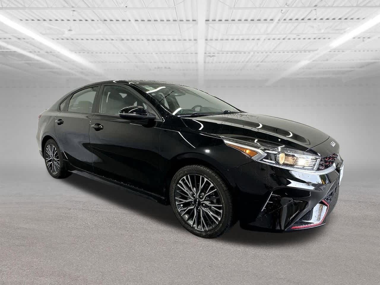 Thumbnail: 2024 Kia Forte - 7