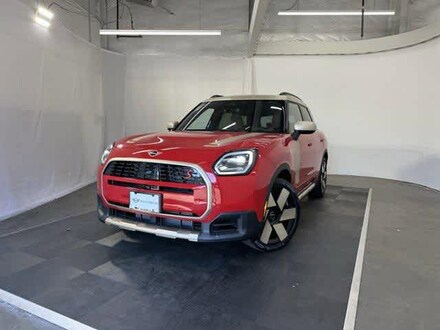 2025 MINI Countryman Iconic SUV