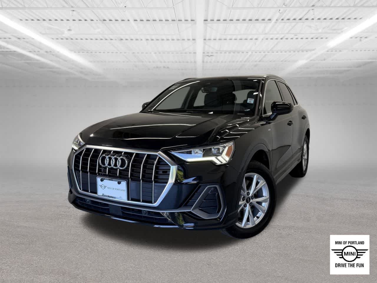 Thumbnail: 2024 Audi Q3 - 1