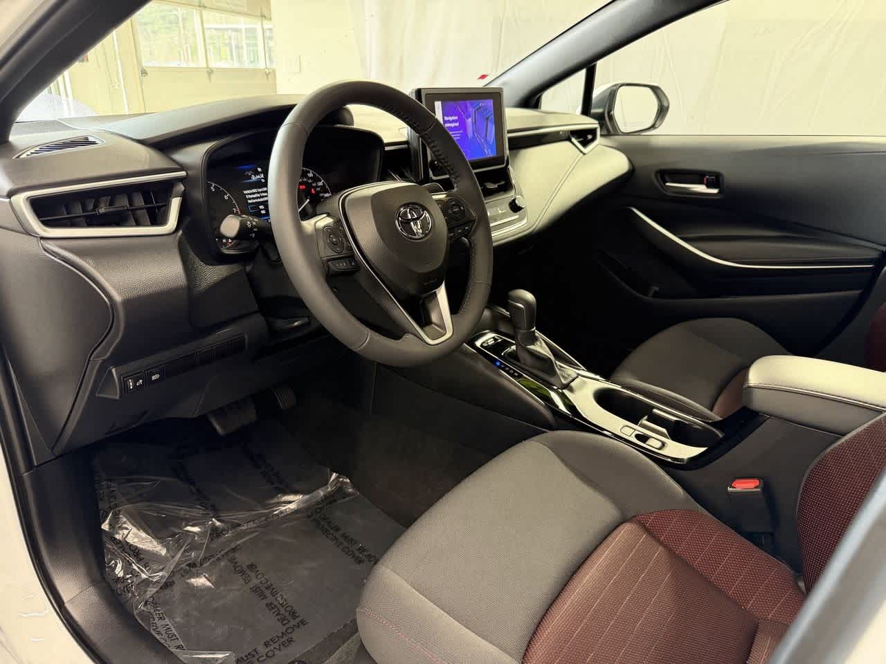 Thumbnail: 2024 Toyota Corolla - 9