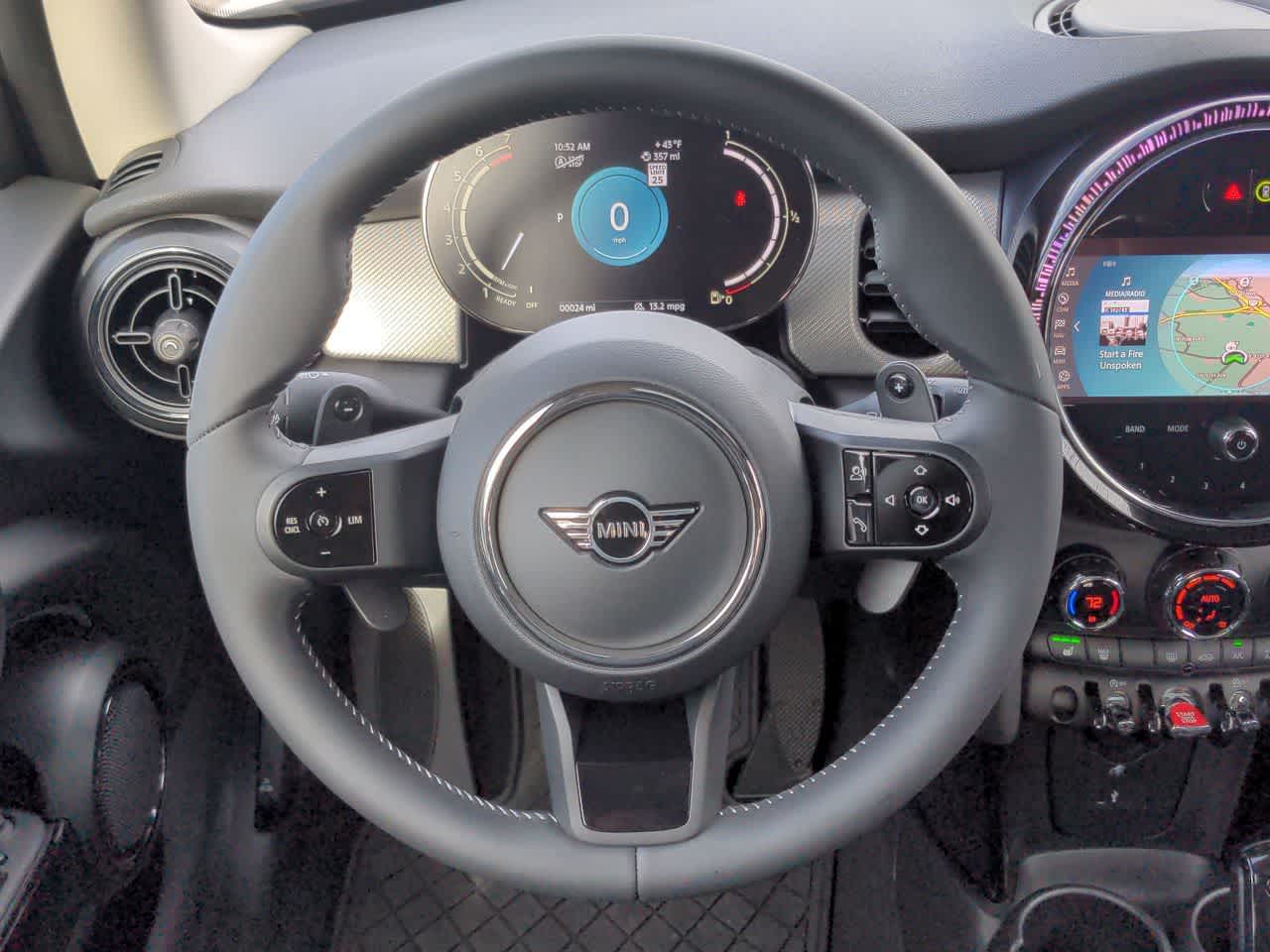 Thumbnail: 2023 MINI Cooper Hardtop - 21