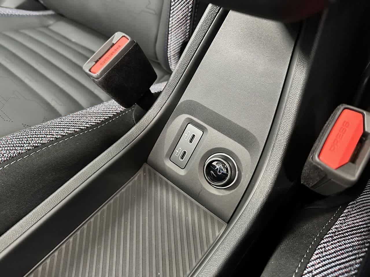 Thumbnail: 2025 MINI Cooper Hardtop - 22