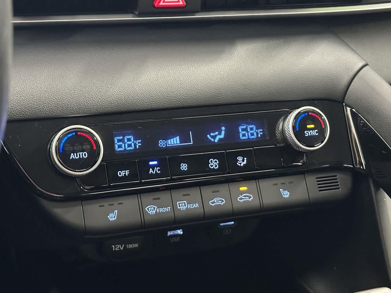 Thumbnail: 2022 Hyundai Elantra - 22