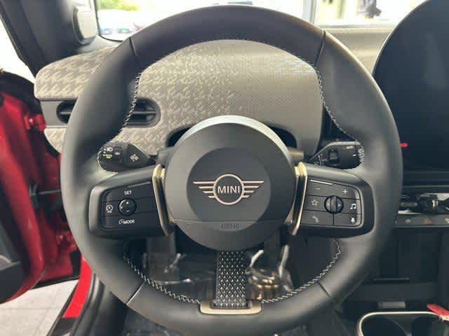 Thumbnail: 2025 MINI Cooper Hardtop - 14