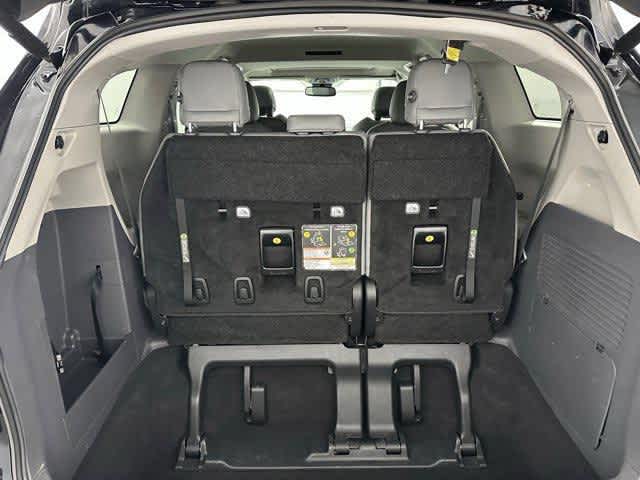 Thumbnail: 2024 Toyota Sienna - 5