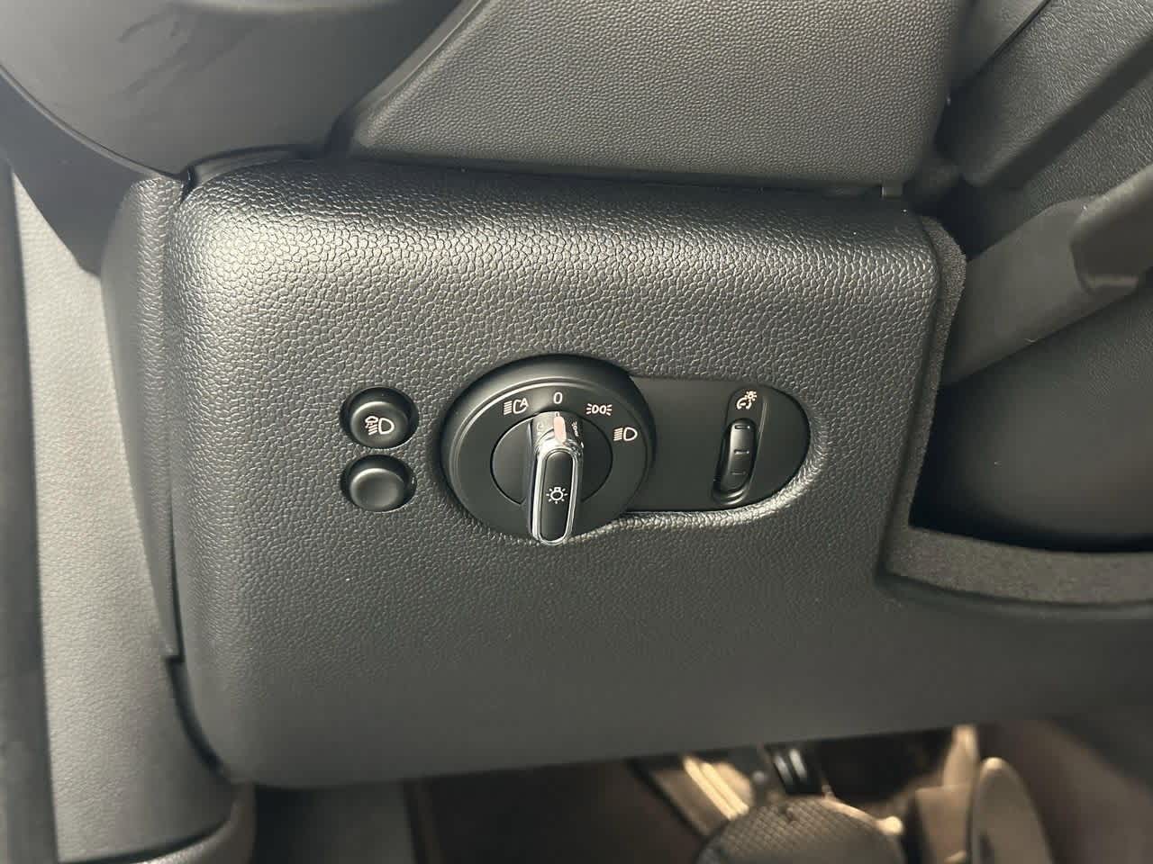 Thumbnail: 2024 MINI Cooper Hardtop - 15