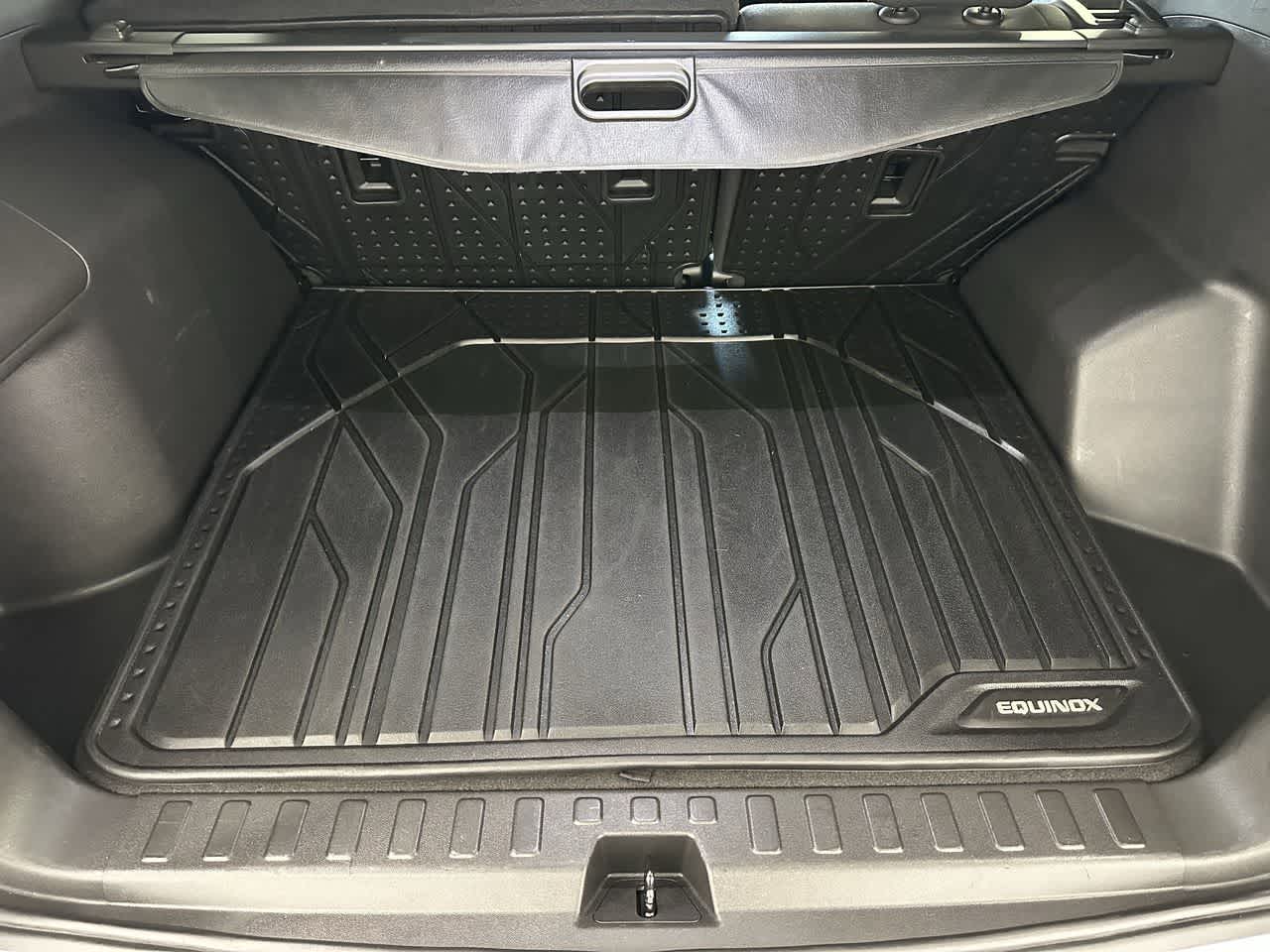 Thumbnail: 2023 Chevrolet Equinox - 5