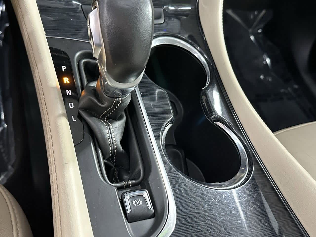 Thumbnail: 2017 Buick Envision - 23