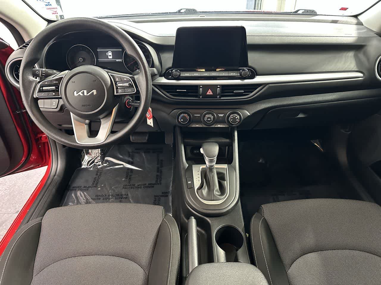 Thumbnail: 2024 Kia Forte - 11