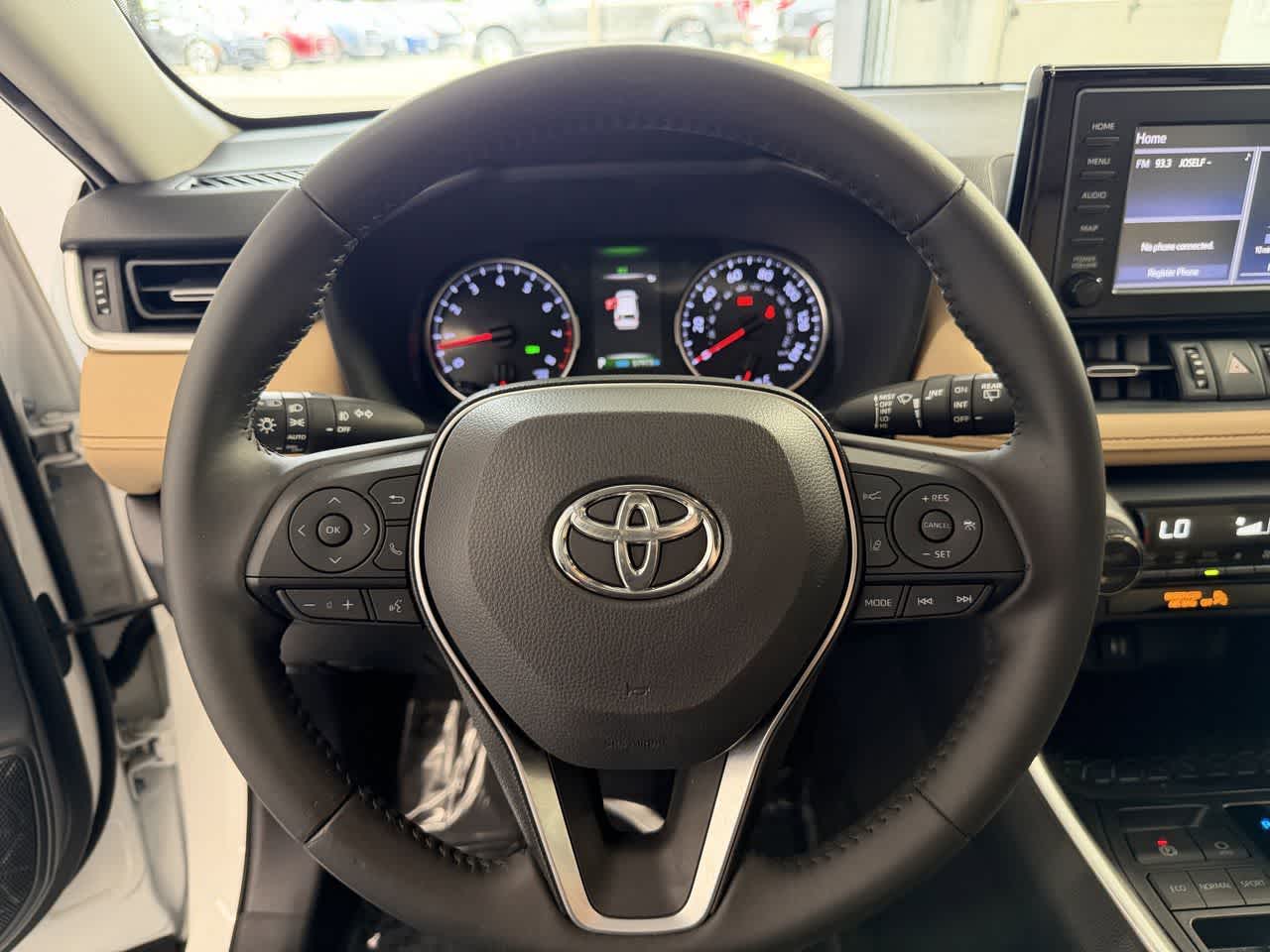 Thumbnail: 2019 Toyota RAV4 - 16