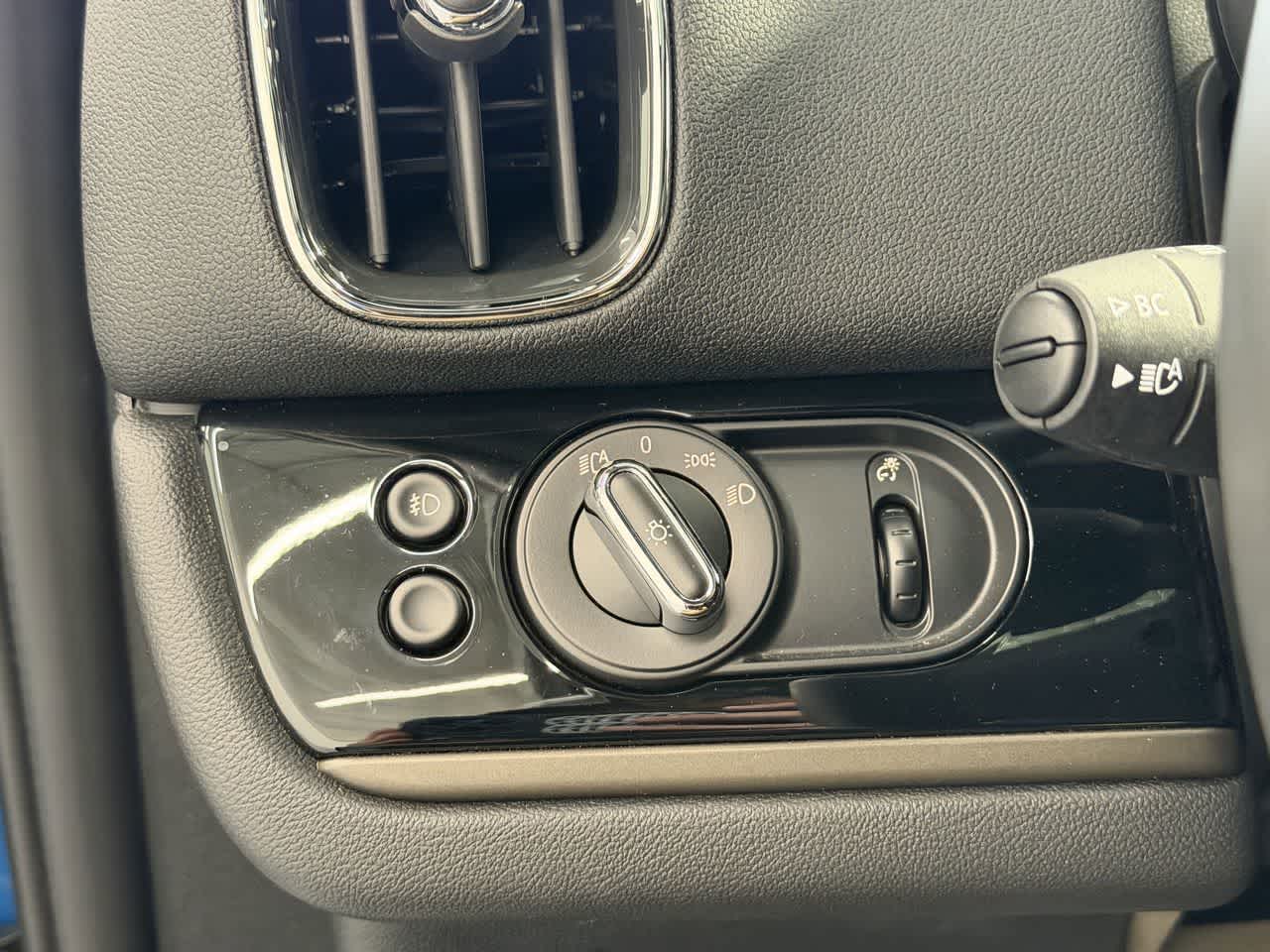 Thumbnail: 2019 MINI Cooper Countryman - 14