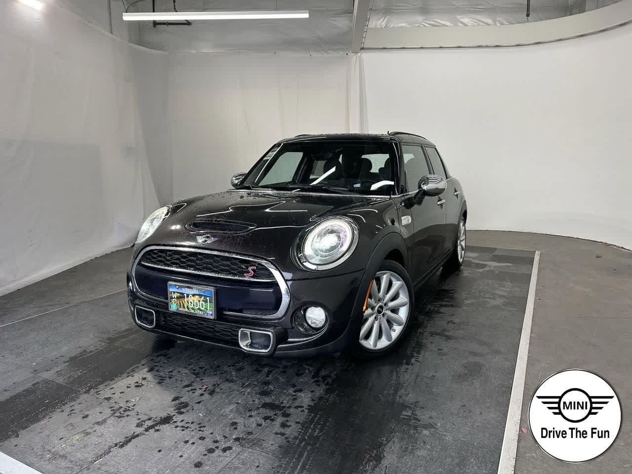 2016 MINI Cooper Hardtop S -
                  Portland, OR