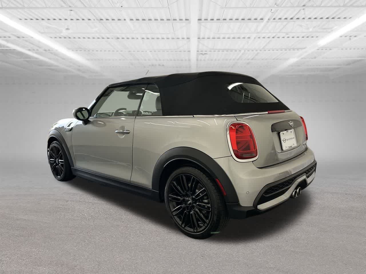 Thumbnail: 2024 MINI Cooper Convertible - 3