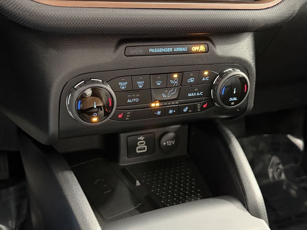 Thumbnail: 2024 Ford Bronco Sport - 23