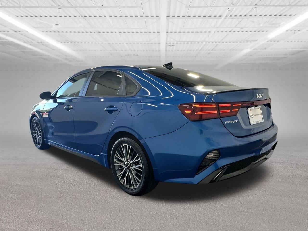 Thumbnail: 2022 Kia Forte - 3