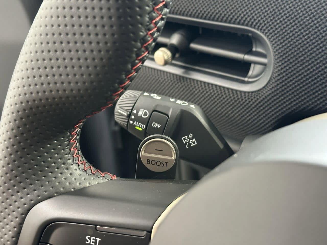 Thumbnail: 2025 MINI Cooper Convertible - 15