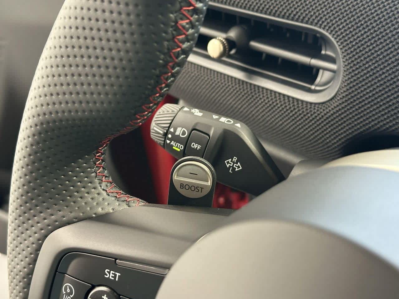 Thumbnail: 2025 MINI Cooper Hardtop - 17