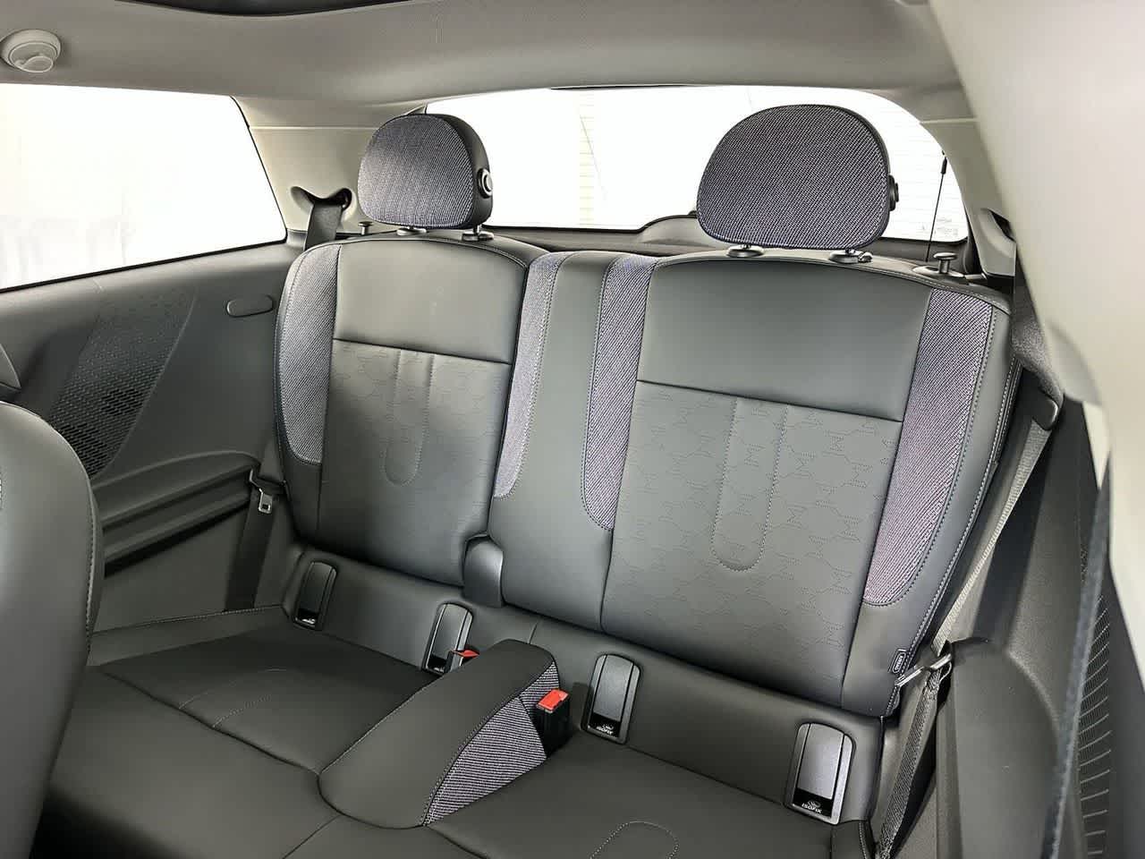 Thumbnail: 2025 MINI Cooper Hardtop - 13