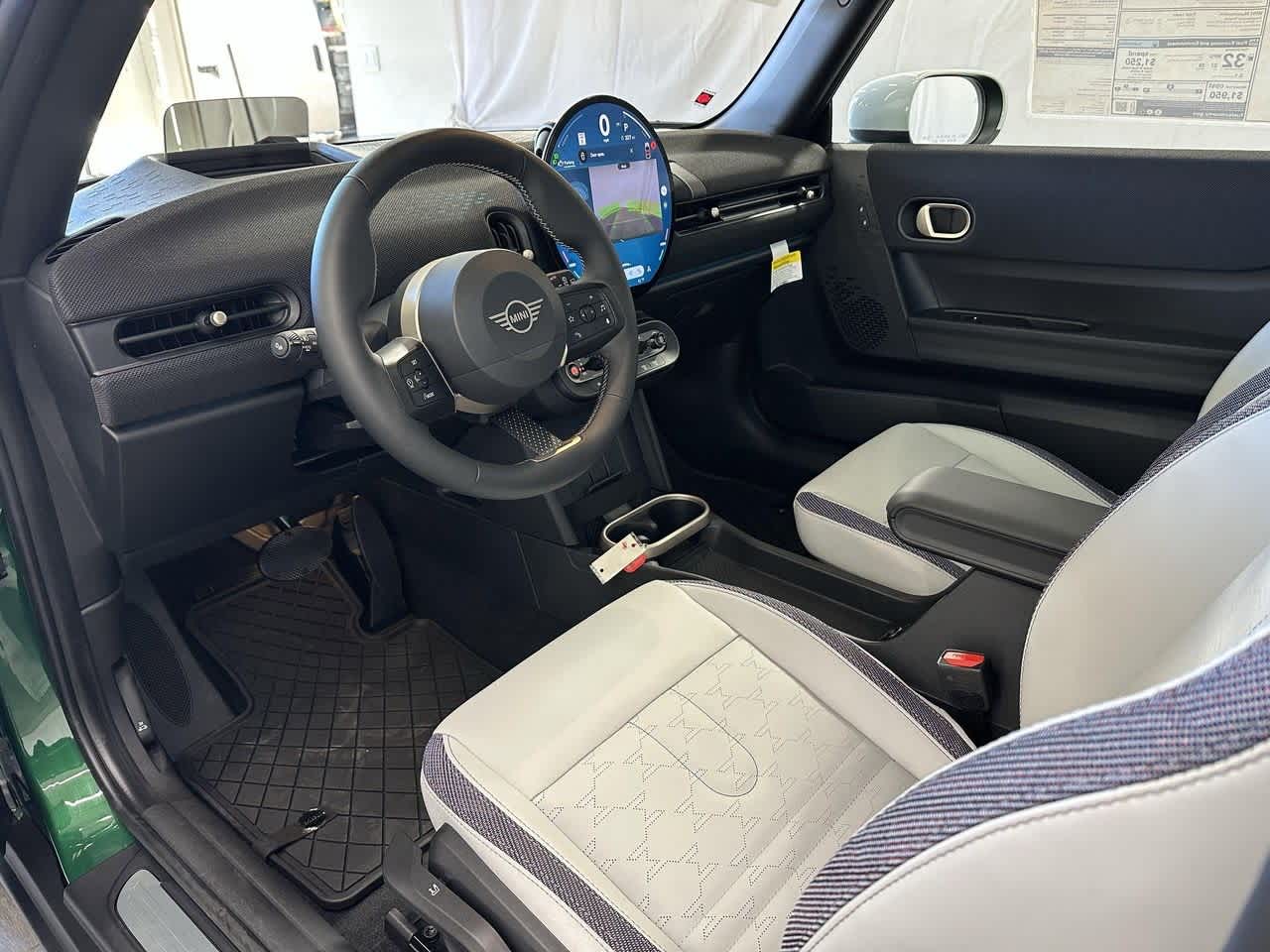 Thumbnail: 2026 MINI Cooper Hardtop - 9