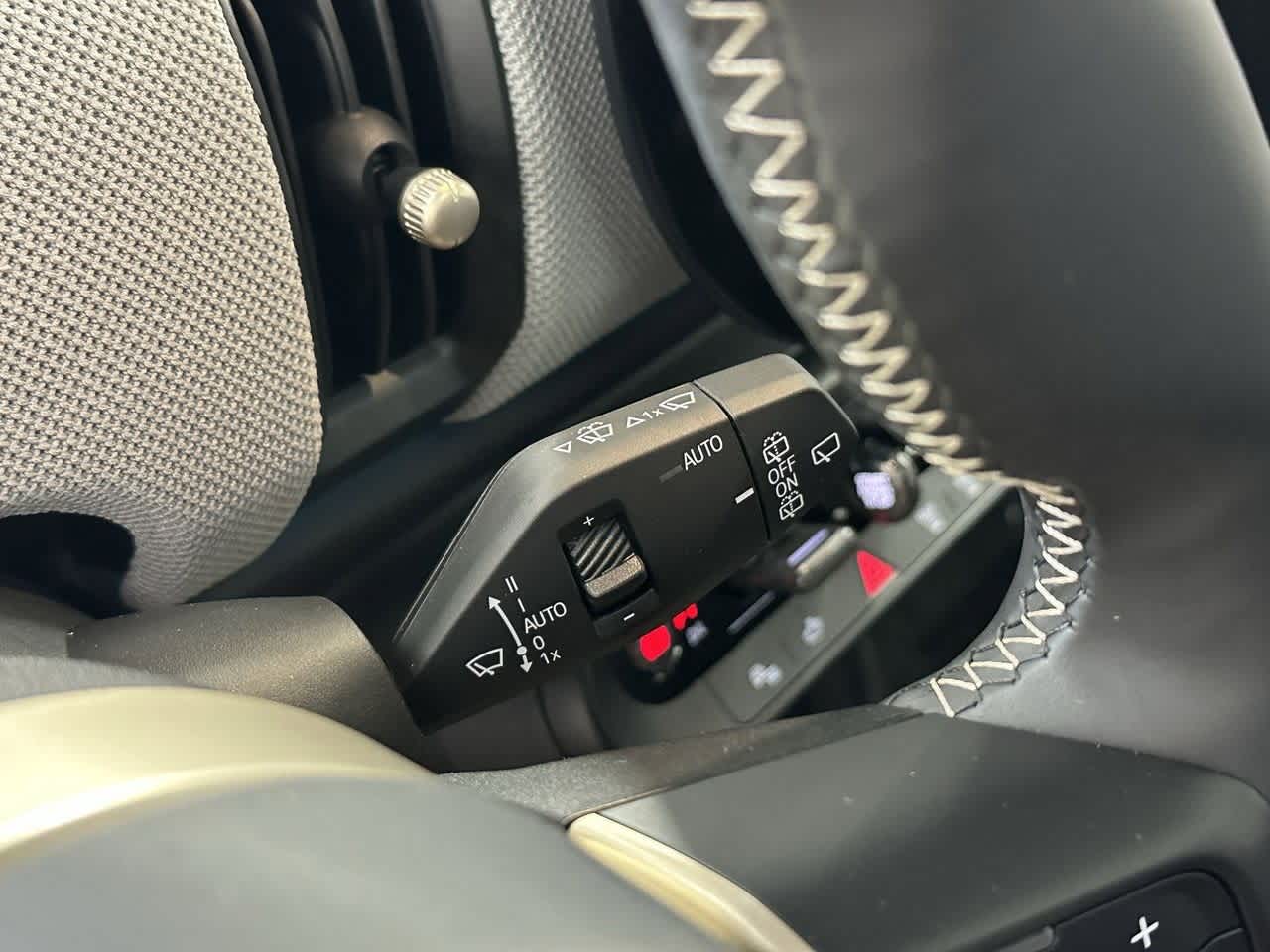 Thumbnail: 2025 MINI Cooper Hardtop - 17