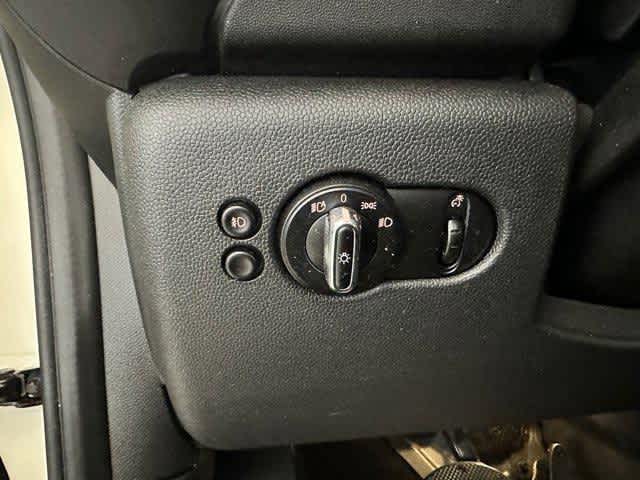 Thumbnail: 2017 MINI Cooper Hardtop - 17